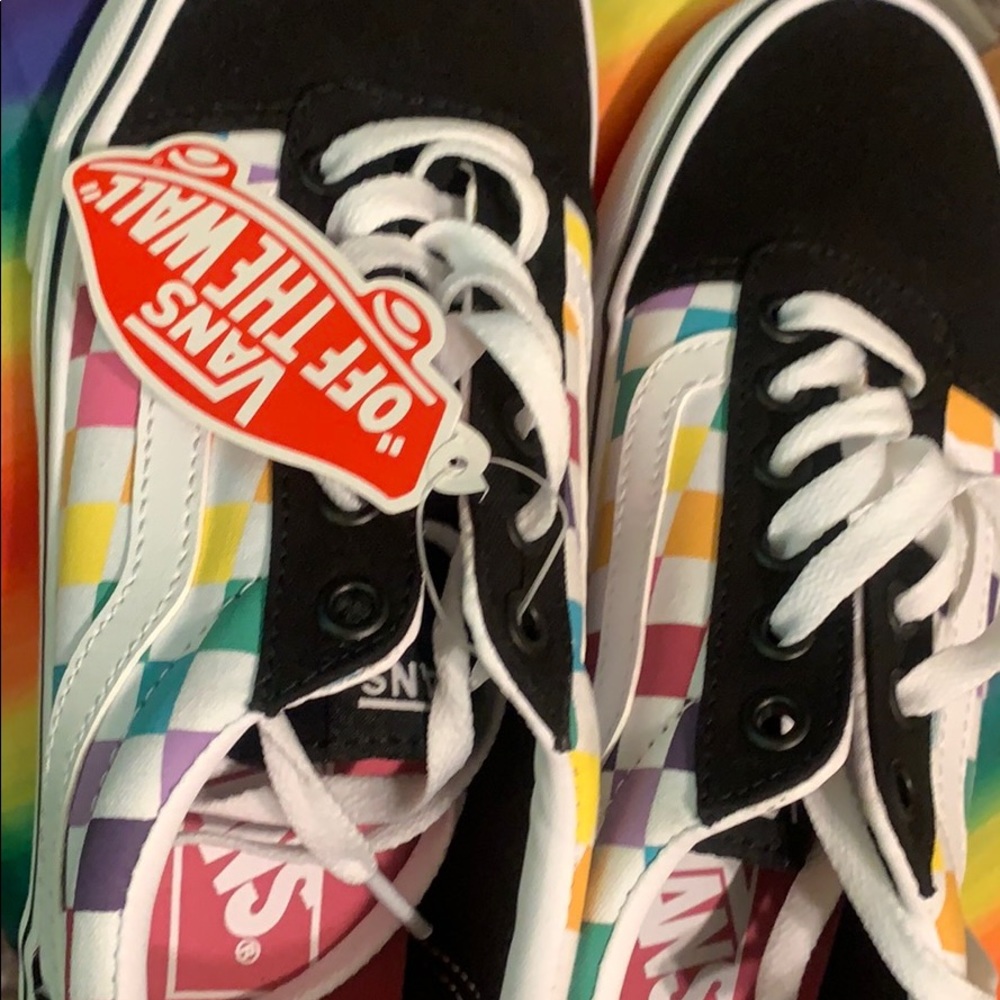 Brand new women’s Vans